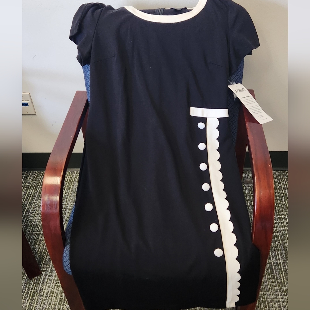 Black and cream color dress